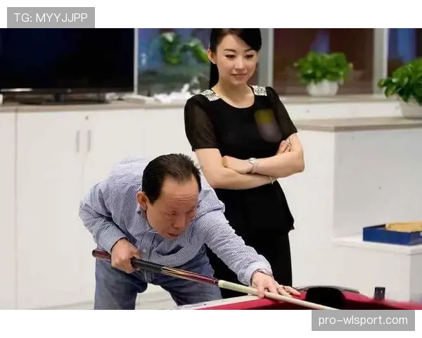 潘晓婷家的台球桌比我家客厅还大
